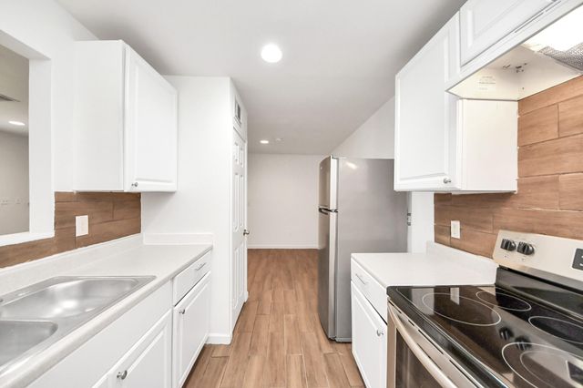 12068 Beechnut Street Street C, Houston, TX 77072