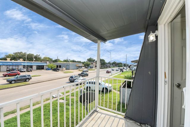 12068 Beechnut Street Street C, Houston, TX 77072