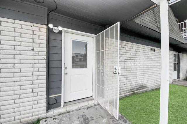 12068 Beechnut Street Street C, Houston, TX 77072