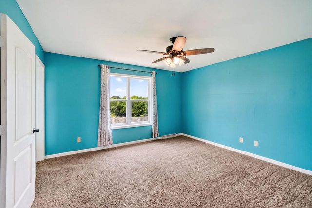 861 Vista Ridge Drive, Mount Horeb, WI 53572