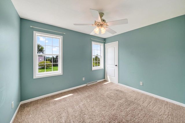 861 Vista Ridge Drive, Mount Horeb, WI 53572