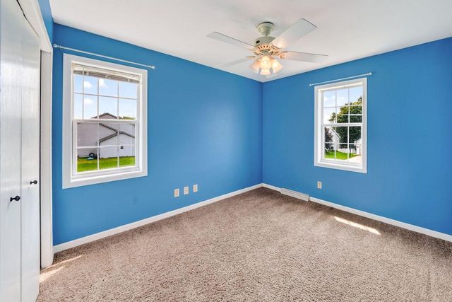 861 Vista Ridge Drive, Mount Horeb, WI 53572