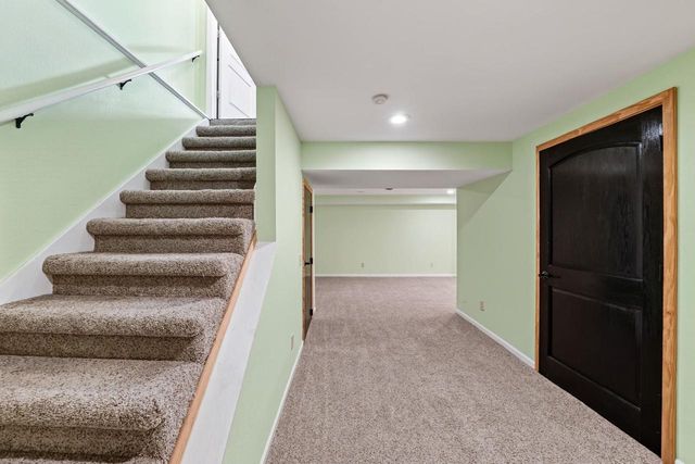 861 Vista Ridge Drive, Mount Horeb, WI 53572