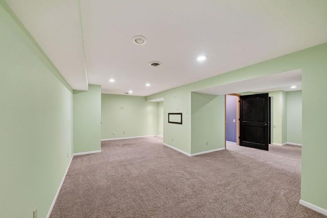 861 Vista Ridge Drive, Mount Horeb, WI 53572