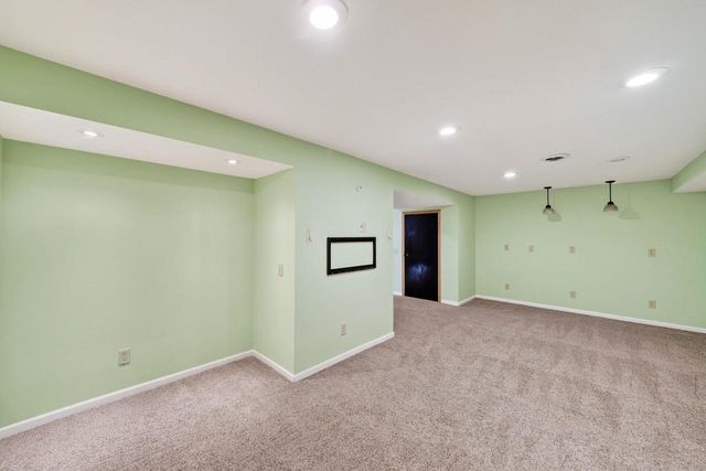 861 Vista Ridge Drive, Mount Horeb, WI 53572