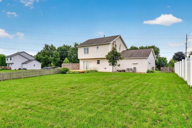 861 Vista Ridge Drive, Mount Horeb, WI 53572