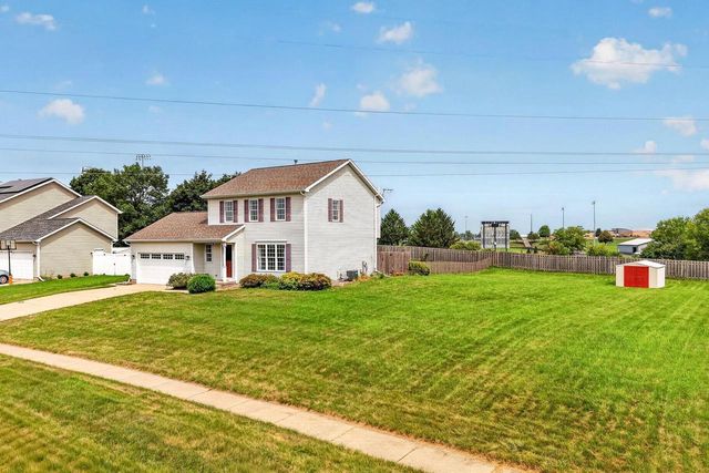 861 Vista Ridge Drive, Mount Horeb, WI 53572
