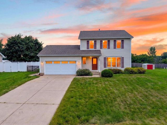 861 Vista Ridge Drive, Mount Horeb, WI 53572