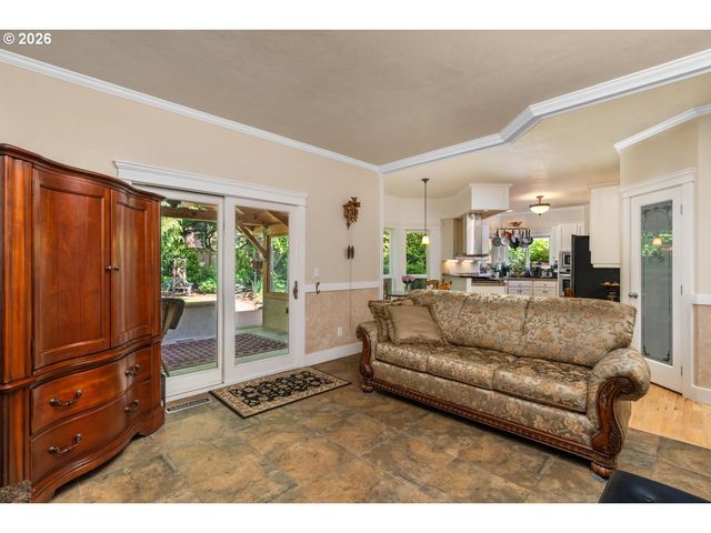 16042 Sw WAXWING Way, Beaverton, OR 97007
