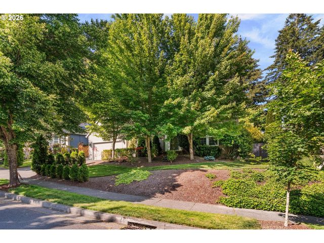 16042 Sw WAXWING Way, Beaverton, OR 97007