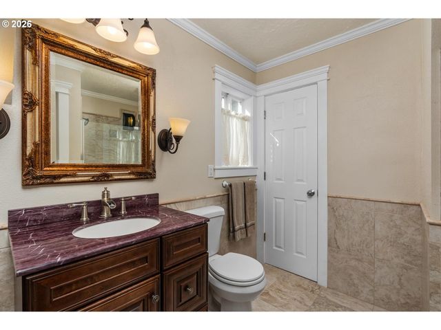 16042 Sw WAXWING Way, Beaverton, OR 97007