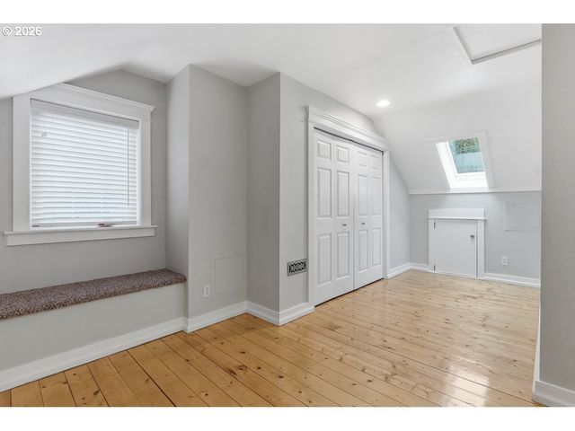 16042 Sw WAXWING Way, Beaverton, OR 97007