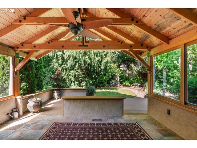 16042 Sw WAXWING Way, Beaverton, OR 97007