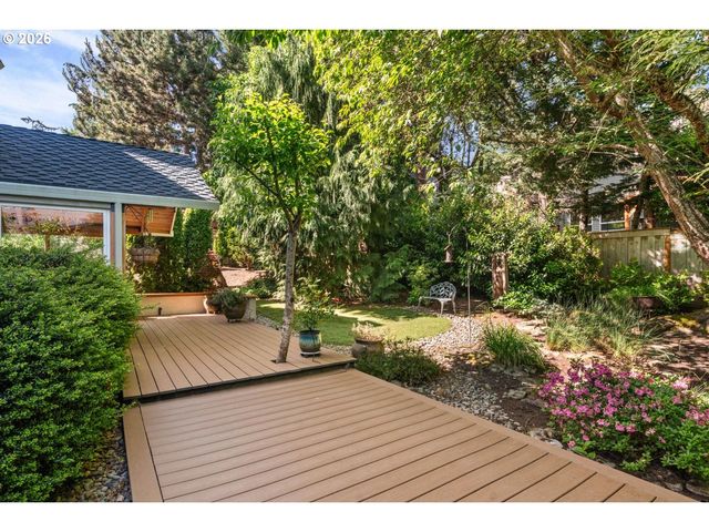 16042 Sw WAXWING Way, Beaverton, OR 97007