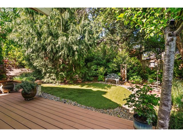 16042 Sw WAXWING Way, Beaverton, OR 97007