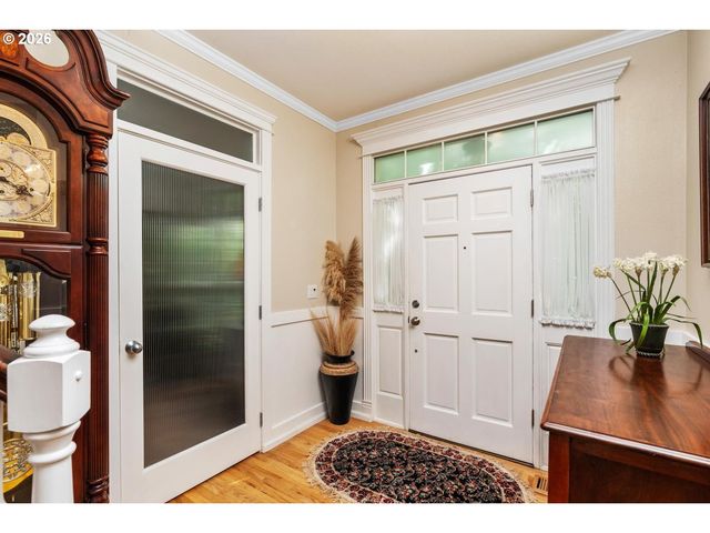 16042 Sw WAXWING Way, Beaverton, OR 97007