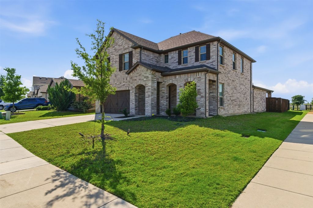 3516 Highland Bayou Drive, Celina, TX 75078