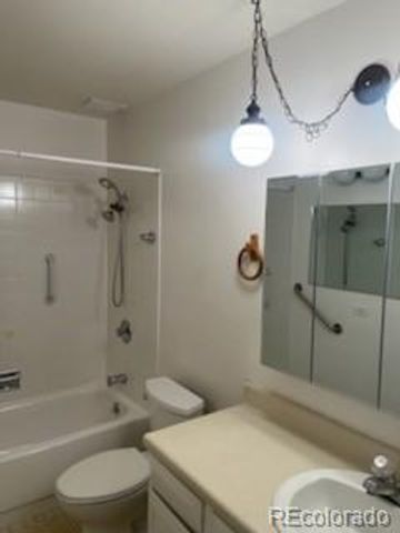 13626 E Bates Avenue 402, Aurora, CO 80014