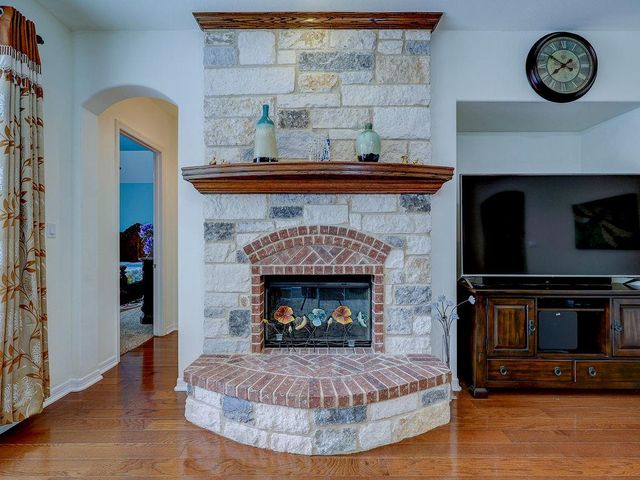 3327 Marcasite DR, Round Rock, TX 78681
