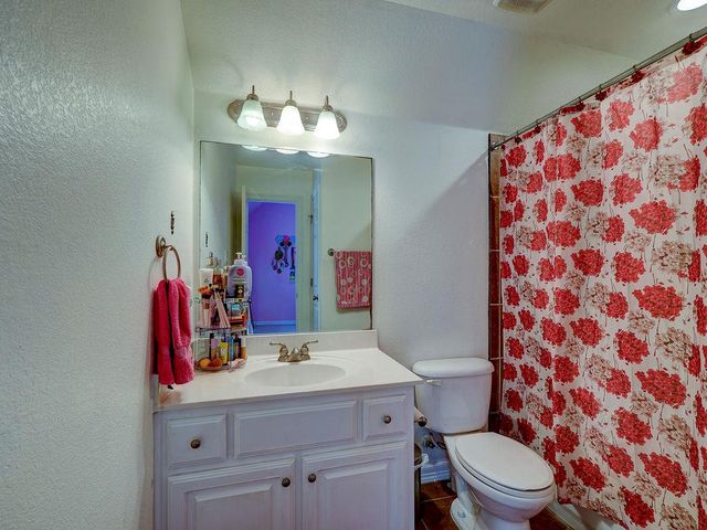 3327 Marcasite DR, Round Rock, TX 78681