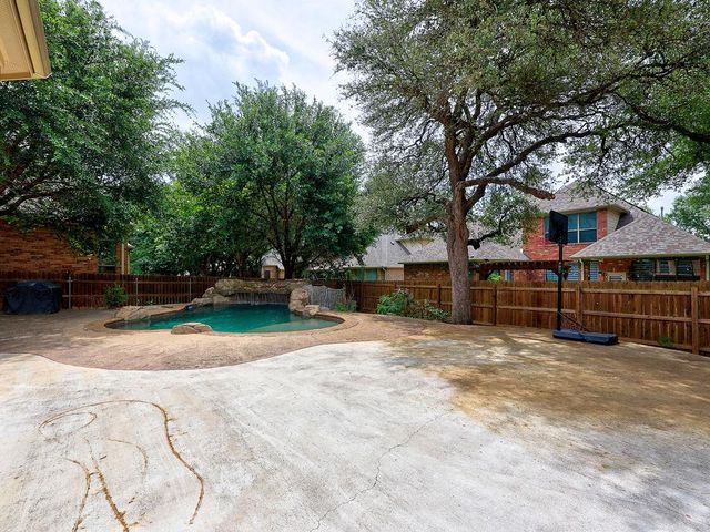 3327 Marcasite DR, Round Rock, TX 78681