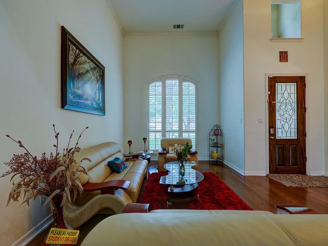 3327 Marcasite DR, Round Rock, TX 78681