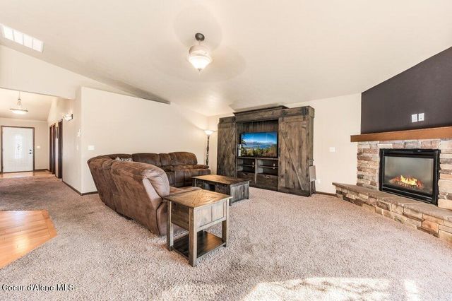 11269 N JENNIFER LN, Hayden, ID 83835