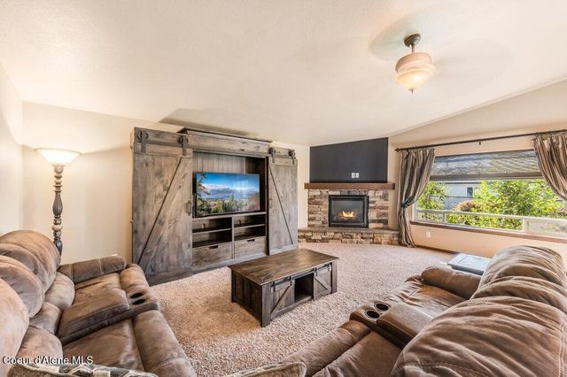 11269 N JENNIFER LN, Hayden, ID 83835
