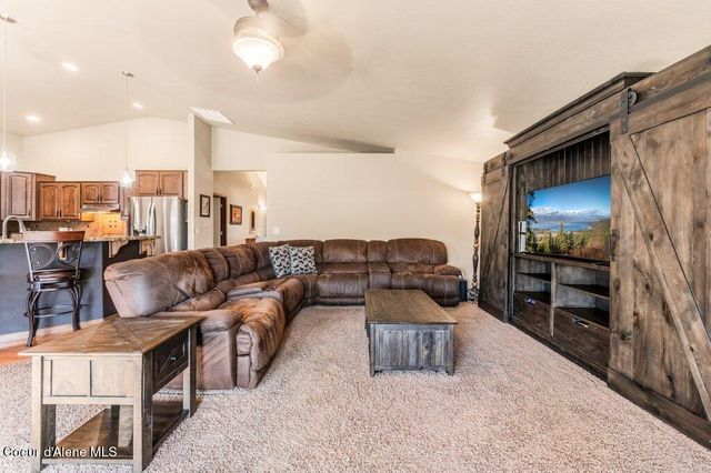 11269 N JENNIFER LN, Hayden, ID 83835
