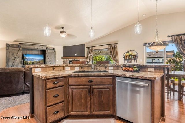 11269 N JENNIFER LN, Hayden, ID 83835