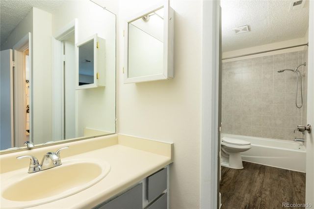 7185 S Gaylord Street A13, Littleton, CO 80122