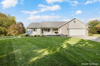 10050 Southridge Drive SE, Caledonia, MI 49316