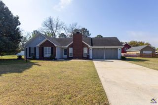 103 Quail Hollow Drive, Warner Robins, GA 31088