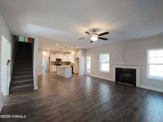 123 Winsford Circle, West End, NC 27376