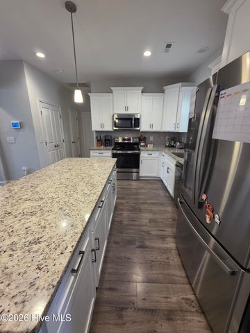 123 Winsford Circle, West End, NC 27376
