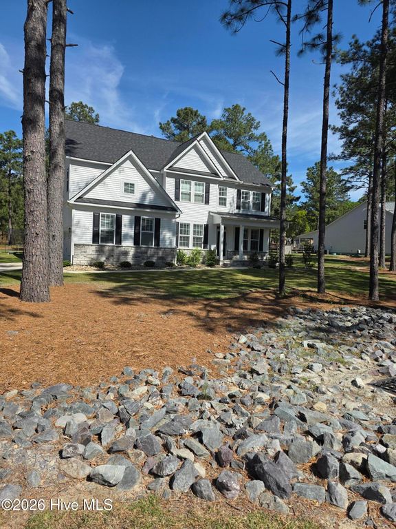 123 Winsford Circle, West End, NC 27376