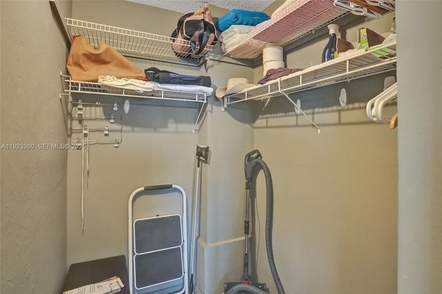 5100 Dupont Blvd 6M, Fort Lauderdale, FL 33308