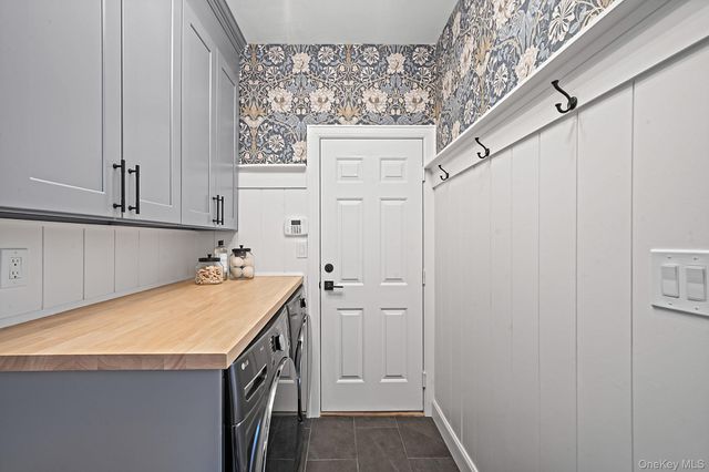 118 Fairway View Drive 118, Commack, NY 11725