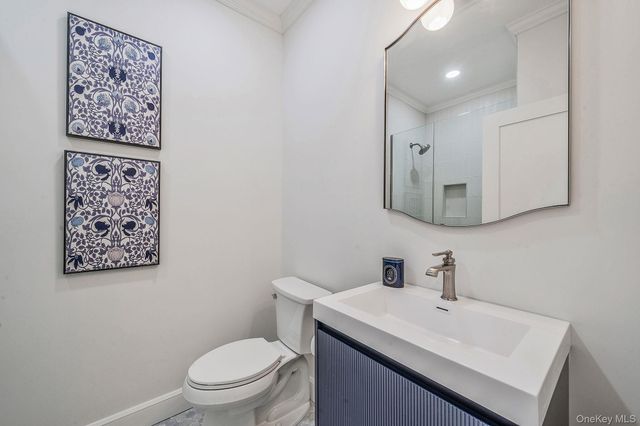 118 Fairway View Drive 118, Commack, NY 11725