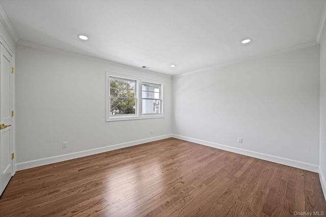 118 Fairway View Drive 118, Commack, NY 11725