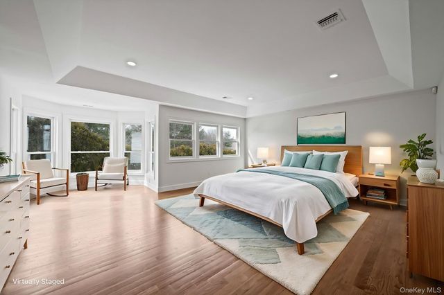 118 Fairway View Drive 118, Commack, NY 11725