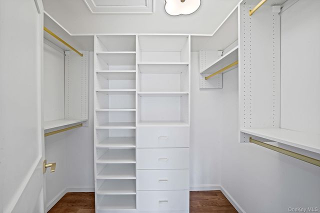 118 Fairway View Drive 118, Commack, NY 11725