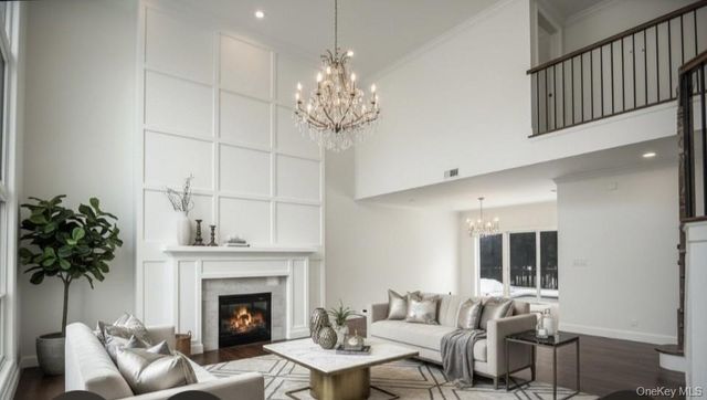 118 Fairway View Drive 118, Commack, NY 11725