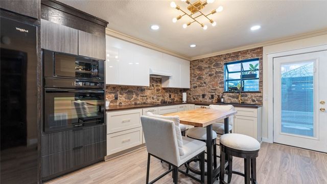 1376 N Oakland Avenue 1, Fayetteville, AR 72703