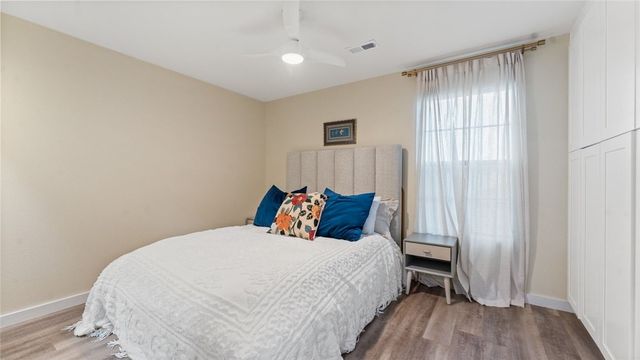 1376 N Oakland Avenue 1, Fayetteville, AR 72703