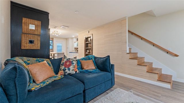 1376 N Oakland Avenue 1, Fayetteville, AR 72703