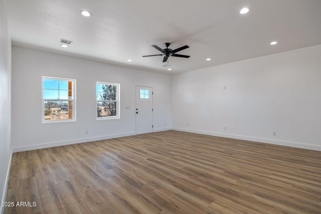 855 W 10th -- S, St Johns, AZ 85936