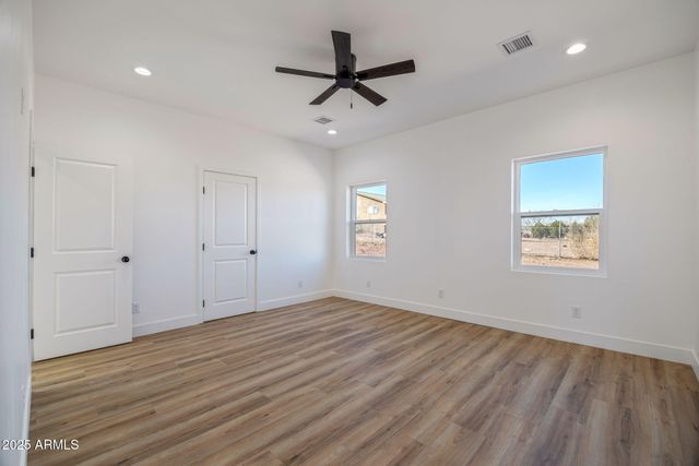 855 W 10th -- S, St Johns, AZ 85936
