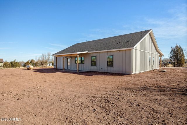 855 W 10th -- S, St Johns, AZ 85936