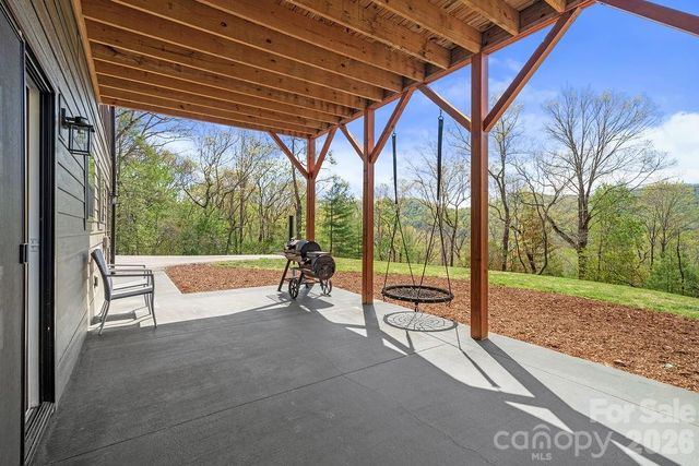 566 South Mills River Road, Mills River, NC 28759
